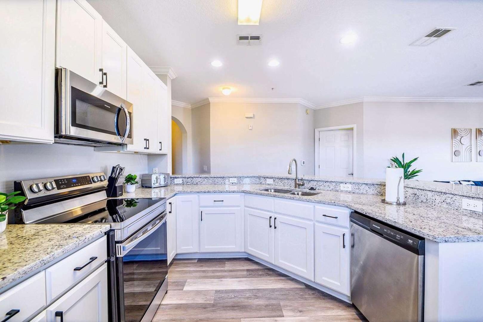 Cozy 2Br Condo - Private Balcony - Near Disney Orlando Zewnętrze zdjęcie